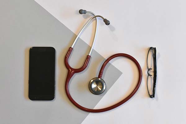 Leveraging a Doctor's Mobile Moment in Healthcare